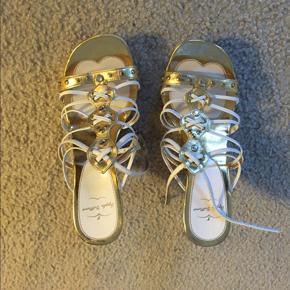 Cute heals very comfortable