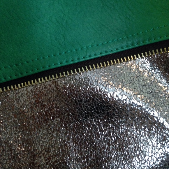 Magic tote! Sold in bundle - Picture 4 of 4