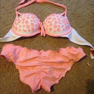 Bathing suit top and bottom