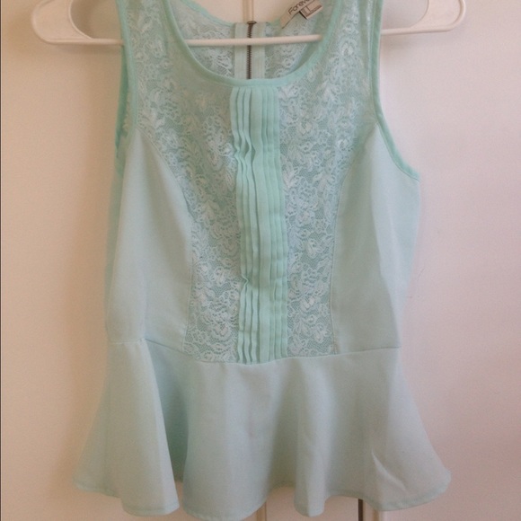 Forever 21: Peplum Top