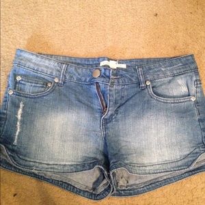 Forever 21 shorts size 27!