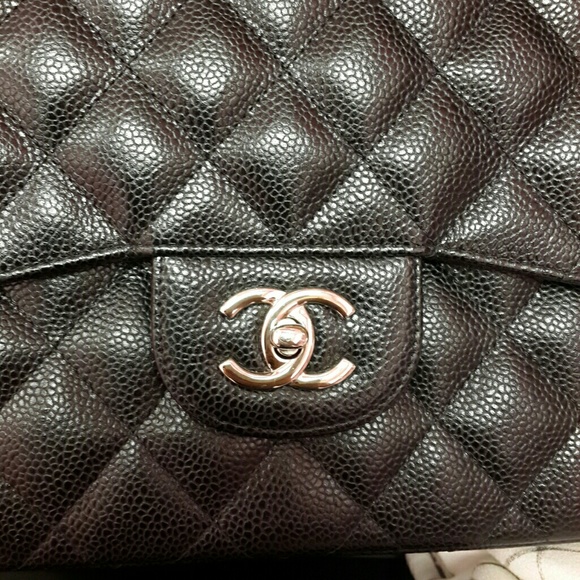 💜SOLD💜 CHANEL jumbo black caviar. - Picture 4 of 4