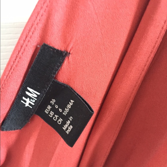 H&M dress - Picture 4 of 4