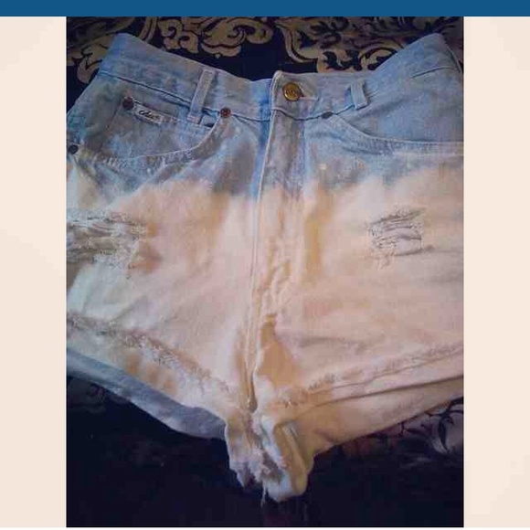 Urban outfitters inspired high waisted shorts