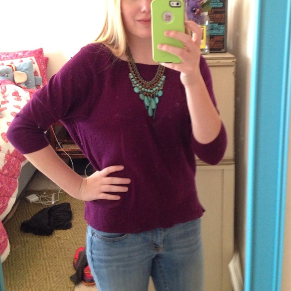 REDUCED American Eagle Outfitters Sweater - Picture 1 of 4