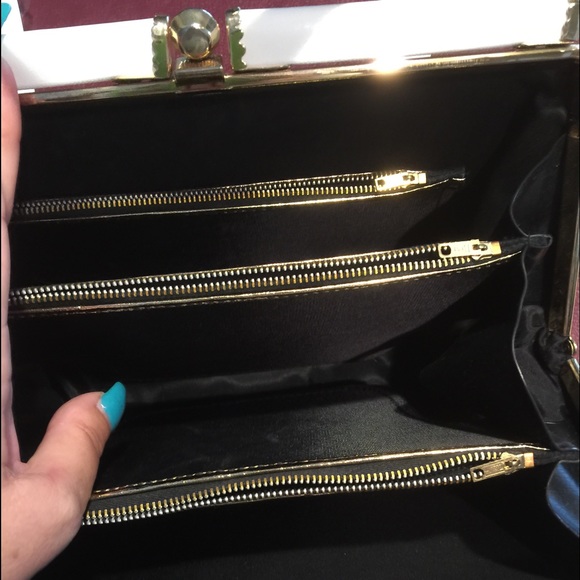 Vintage 1950's Ivory Handbag - Picture 3 of 4