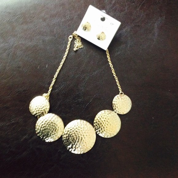 Necklace set