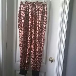 Brand new, Never worn print joggers