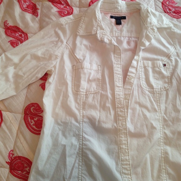 REDUCED Tommy Hilfiger White Button Down - Picture 1 of 4