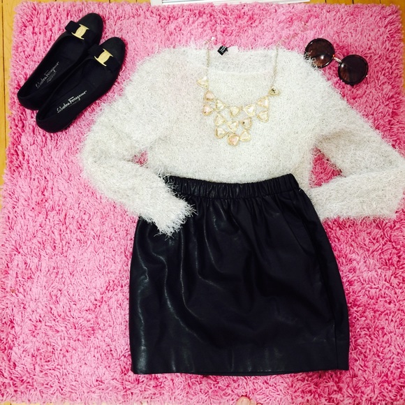H&M sweater 💃💃