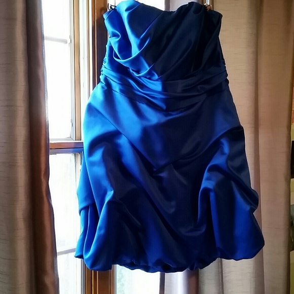 David's bridal formal dress - Picture 1 of 4