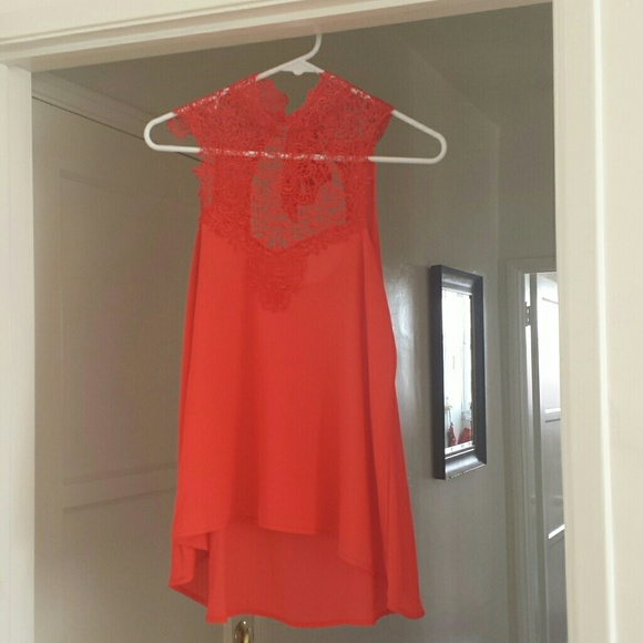 NWOT sheer top. Gorg! Medium