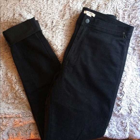 Forever 21 Pants - F21 High Waisted Skinnies