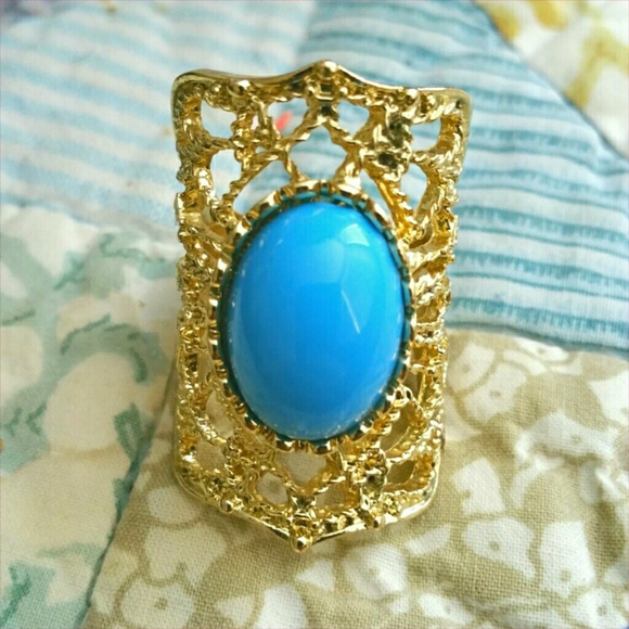 Gold ring.