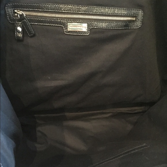 π Sold in Bundle π Banana Republic Floral Tote - Picture 3 of 4