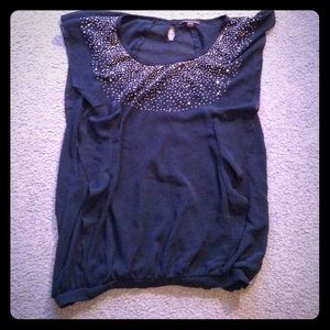 Green flowing shirt with sparkles! ✨