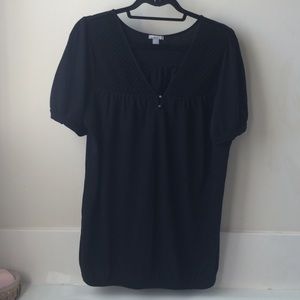 Black button Top