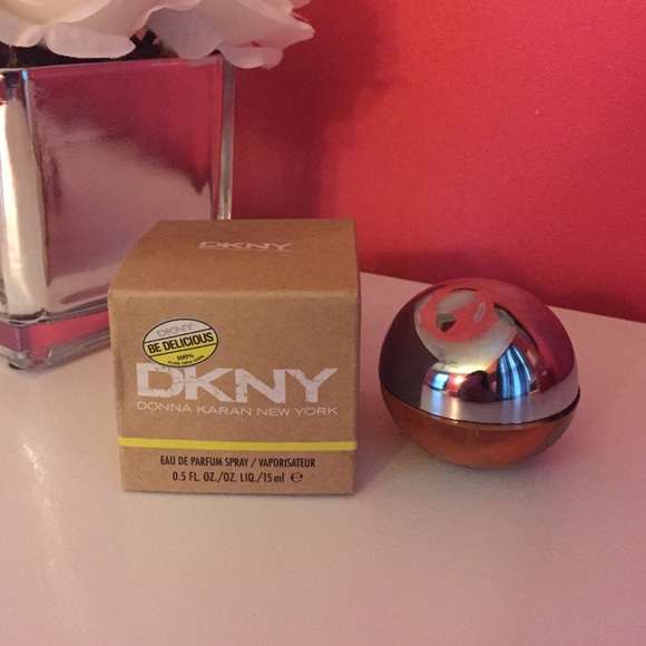DKNY perfume