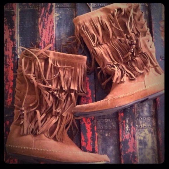 Chestnut Fringe Boots