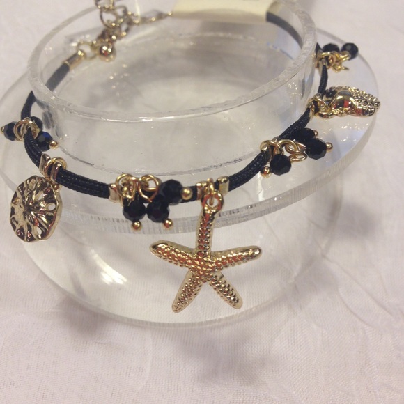 🚫SOLD🚫 charm bracelet-$5 when bundled - Picture 2 of 4