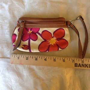 Liz Claiborne wristlet