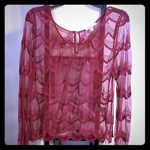 *PRICE REDUCED* Cute lace top