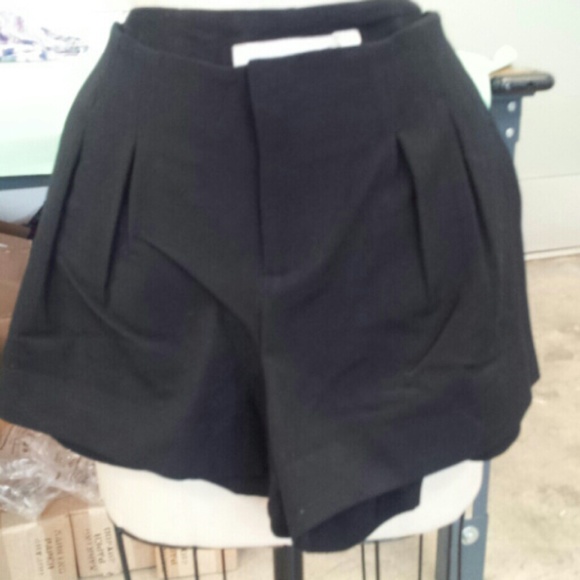 Dressy short