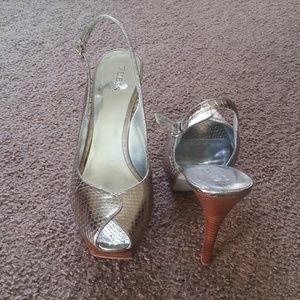 Guess by Marciano gunmetal snakeskin slingbacks