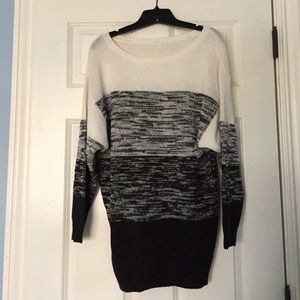 H&M Black and White Stripped Sweater