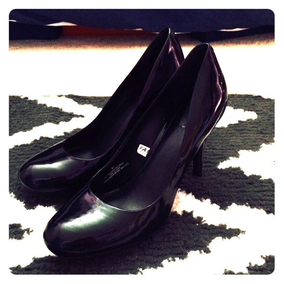 Shiny Black Heels