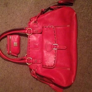 Red dooney & Bourke 1975 hand bag with wallet