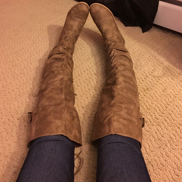 Knee high boots ❤️