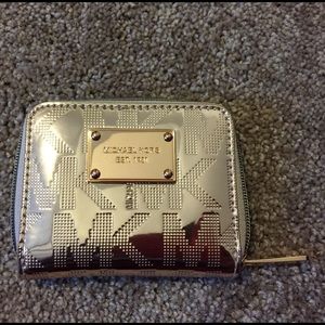 MICHAEL Michael Kors zippy wallet