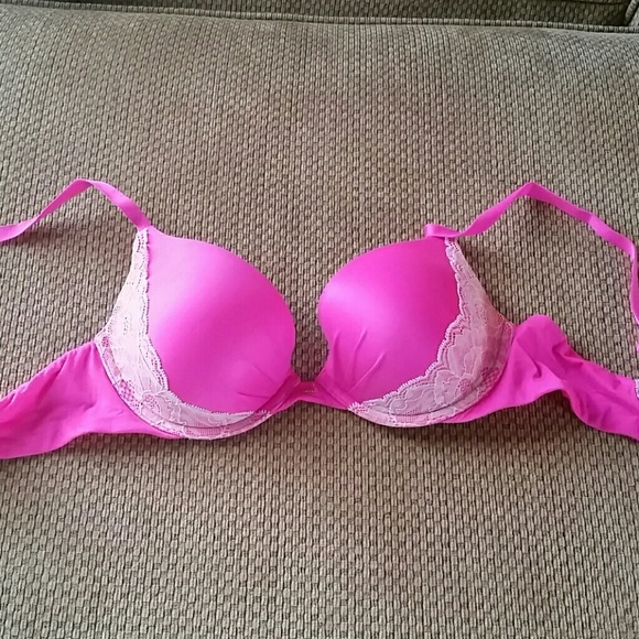 🚫SOLD! 36 C Victorias Secret bra