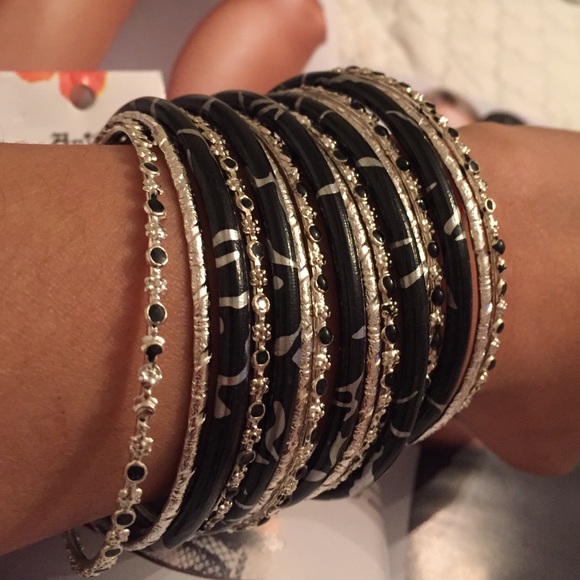 Black & Silver bangles set