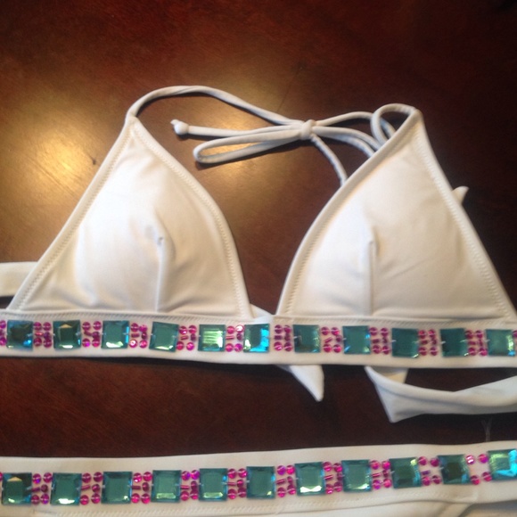 ❌ SOLD in bundle - Picture 2 of 3