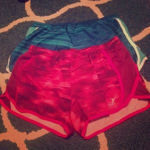 Workout shorts (2)