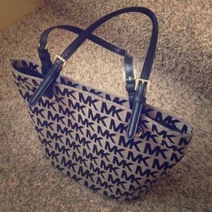 Authentic Michael Kors Handbag