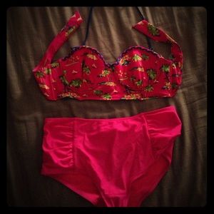 Hollister 2 piece M/L