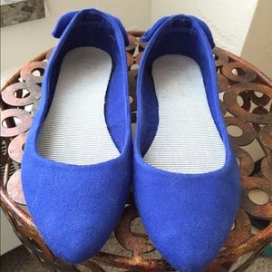 royal blue wide width shoes