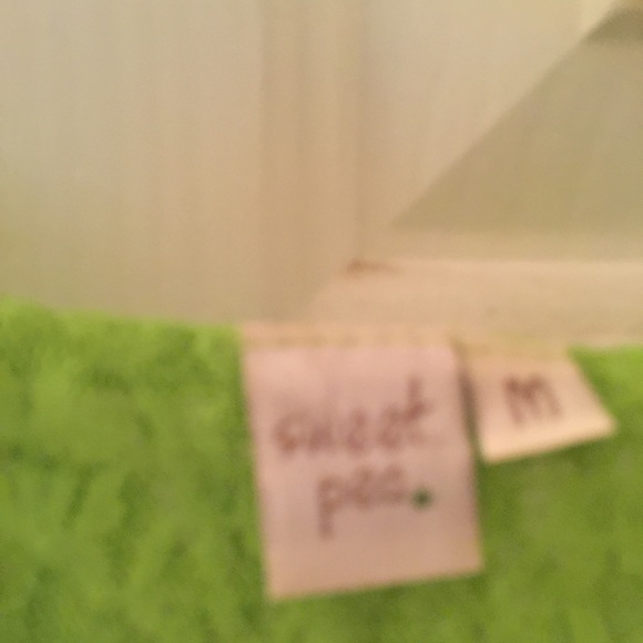 Top - Picture 4 of 4