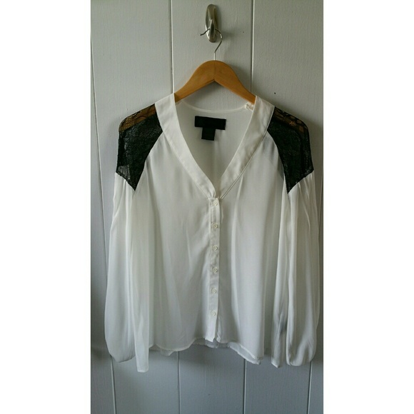 Kardashian Kollection White chiffon w/ black lace