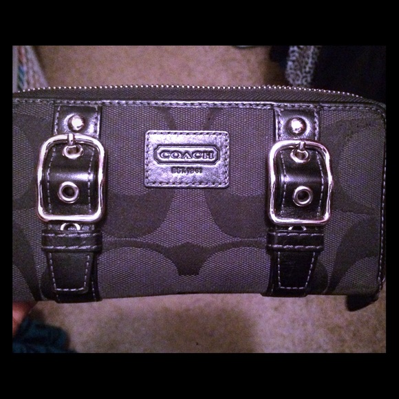 Authentic Coach Wallet