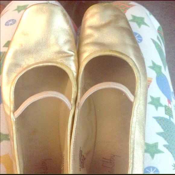 Gold flats & jelly sandals bundle