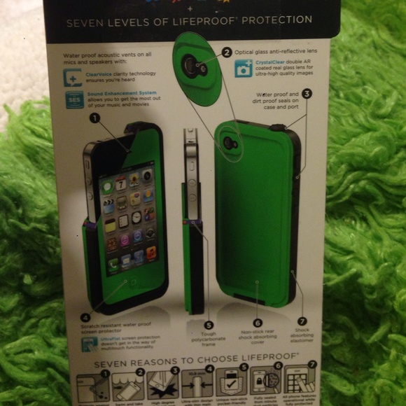Green/black Lifeproof Iphone 4 Case!