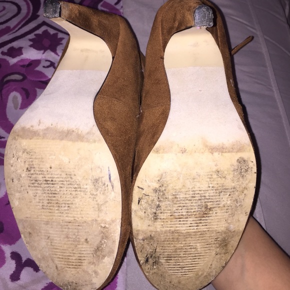Brown heel booties - Picture 3 of 4