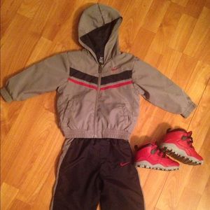 Infant Nike track suit