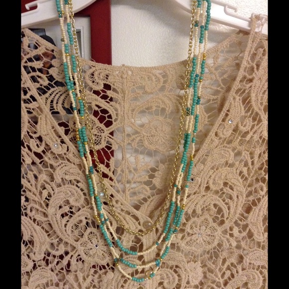 Beautiful Necklace Beads and chain👛