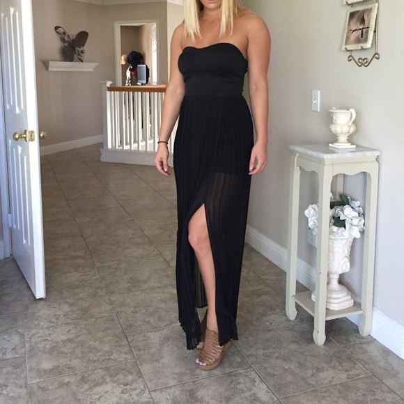 Long Black Strapless Dress