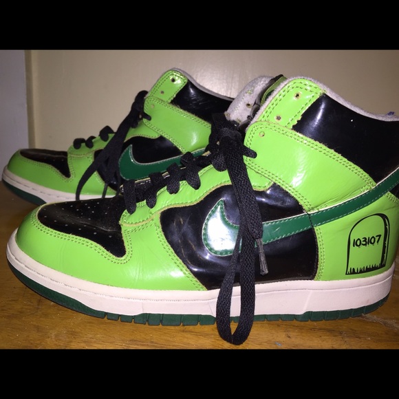 Nike High Dunk Halloween Tombstone Edition